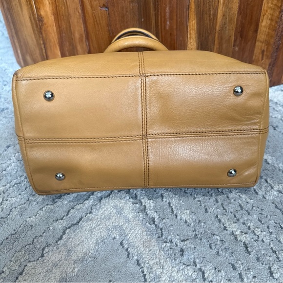 Tignanello Bag Tan Leather Purse Multi-Compartment Handbag 2 Handle Shoulder Bag - Picture 6 of 15